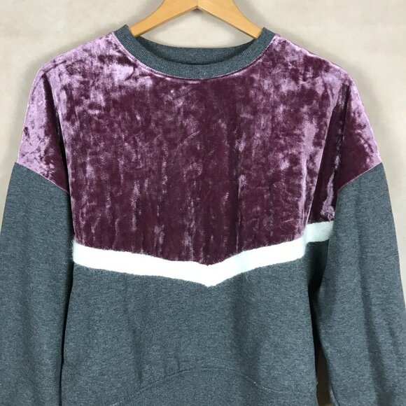 FRESHMAN 1996 Velvet Front Fleece Gray Sweatshirt NWT LARGE - Picture 7 of 10